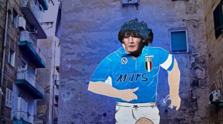 Il murale di Maradona